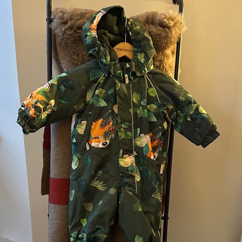 Reima waterproof wind proof baby snowsuit - 9-12m - LIKE NEW!